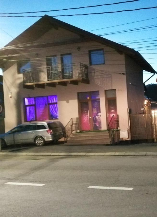 Cazare Regim Hotelier Zărneşti Exteriér fotografie